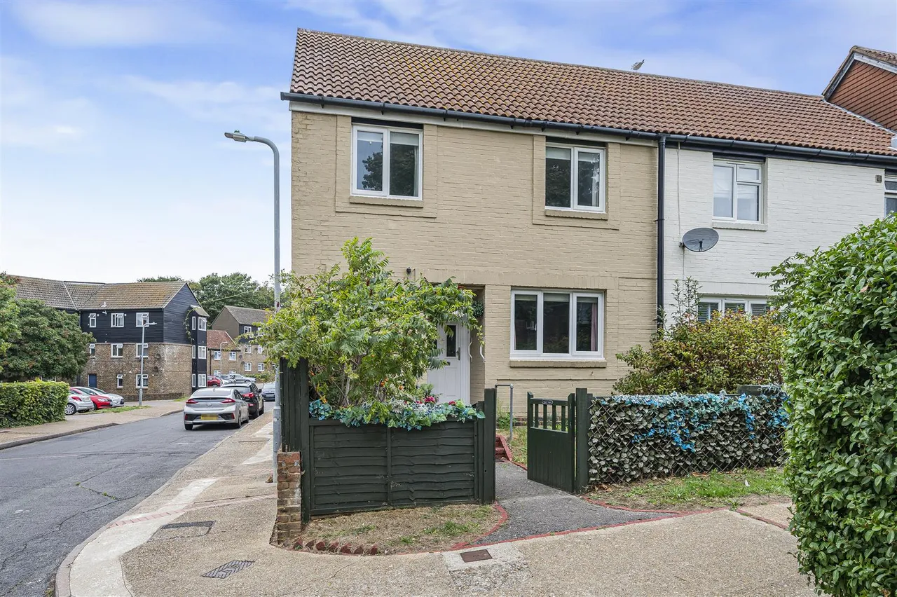 3 bed house for sale, Collingwood Close, Peacehaven