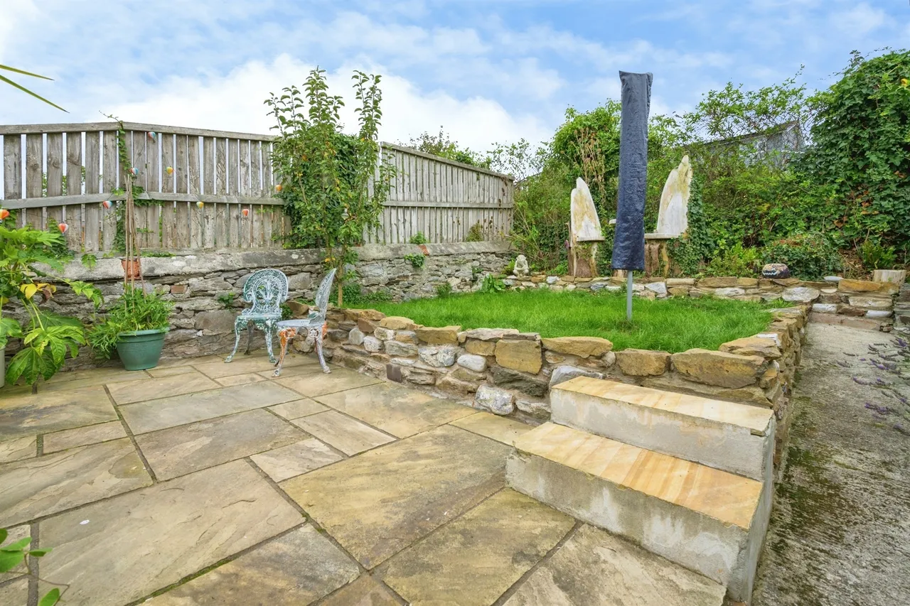 Edgar Terrace, Plymouth, PL4, photo 20