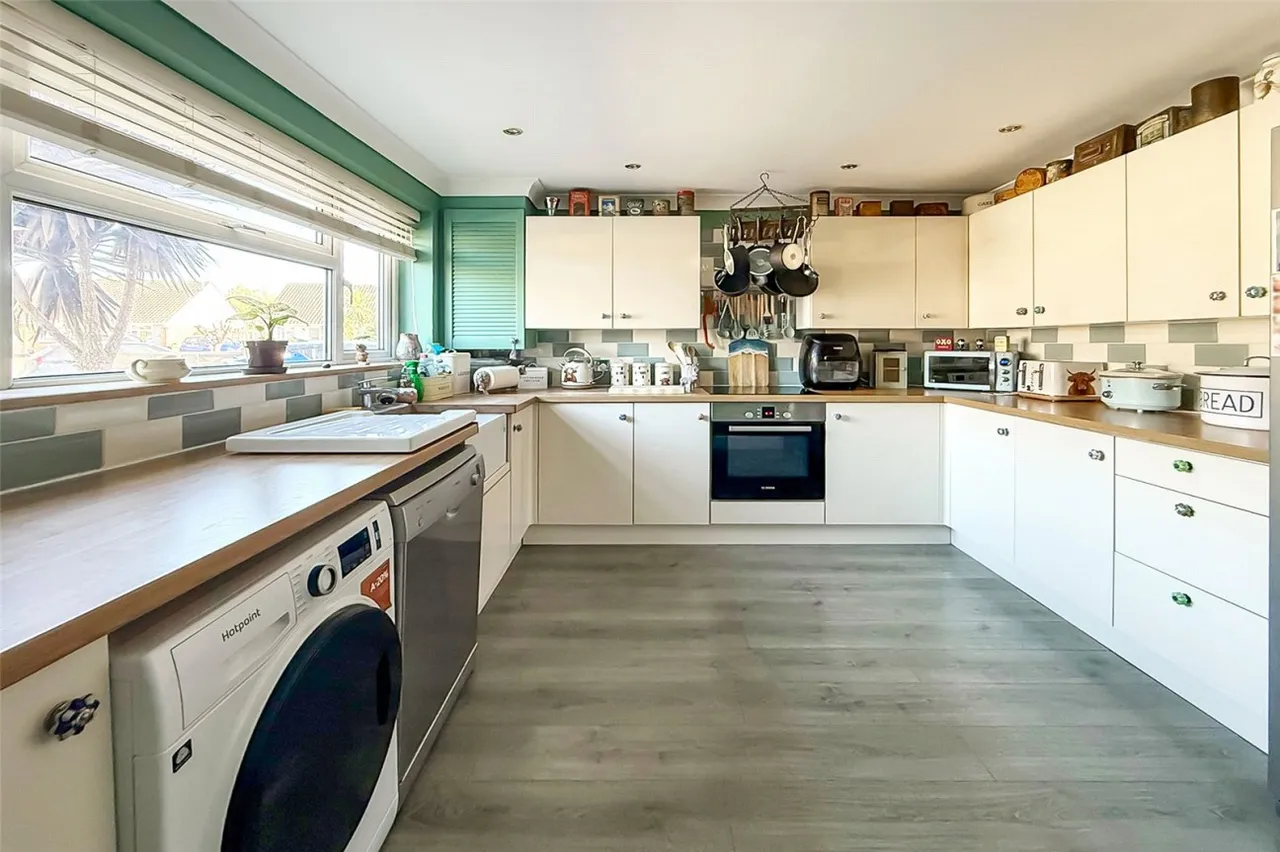 Littlehampton, BN17, photo 4