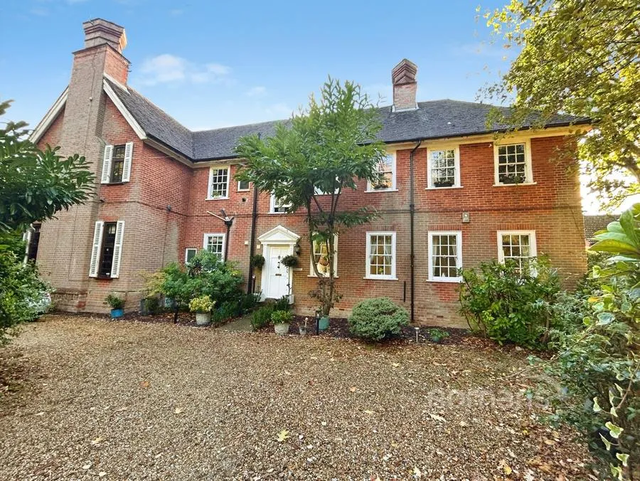 3 bed flat for sale, Stockton Avenue, Fleet, GU51