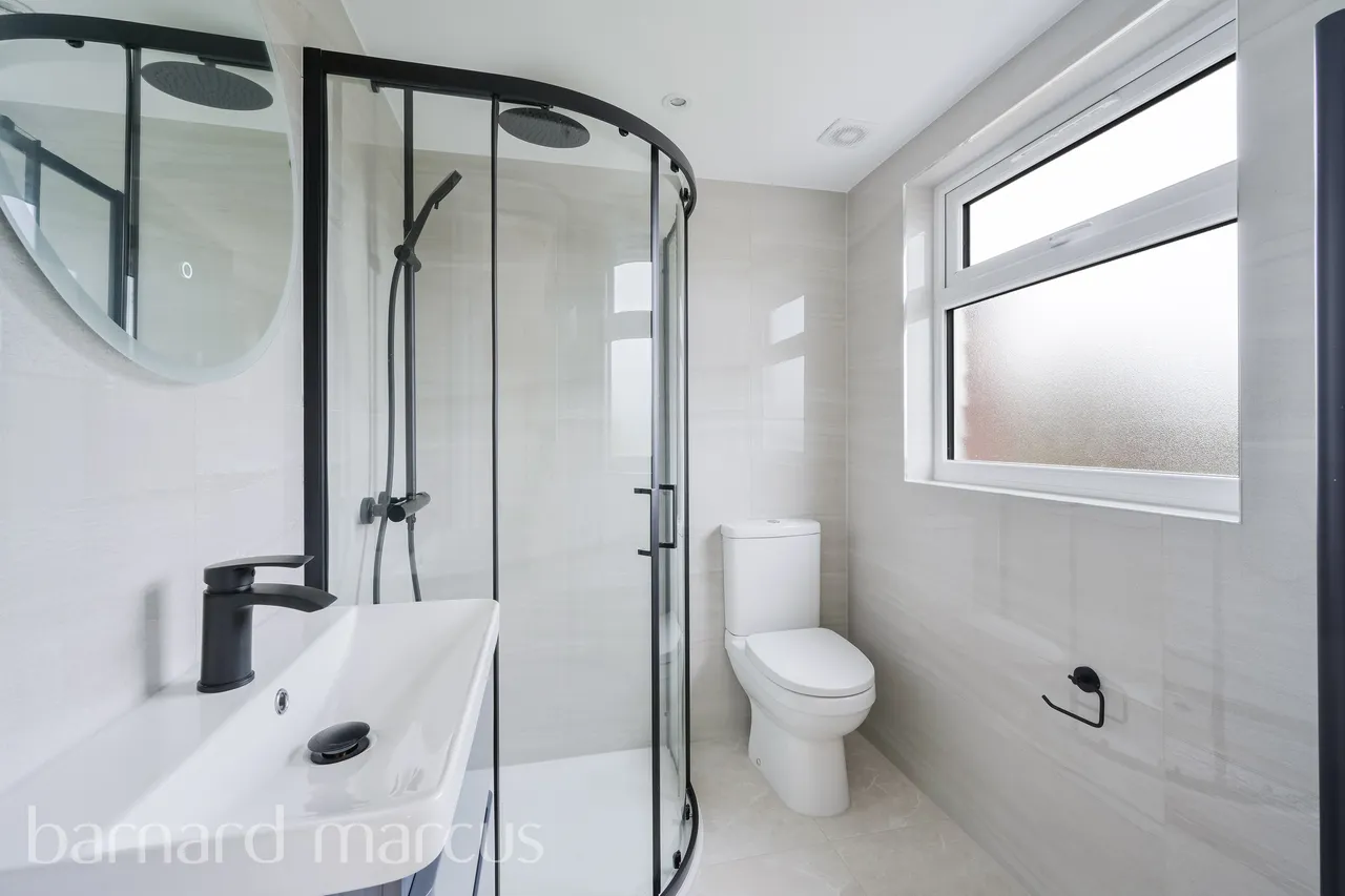Hughenden Road, Worcester Park, KT4, photo 5