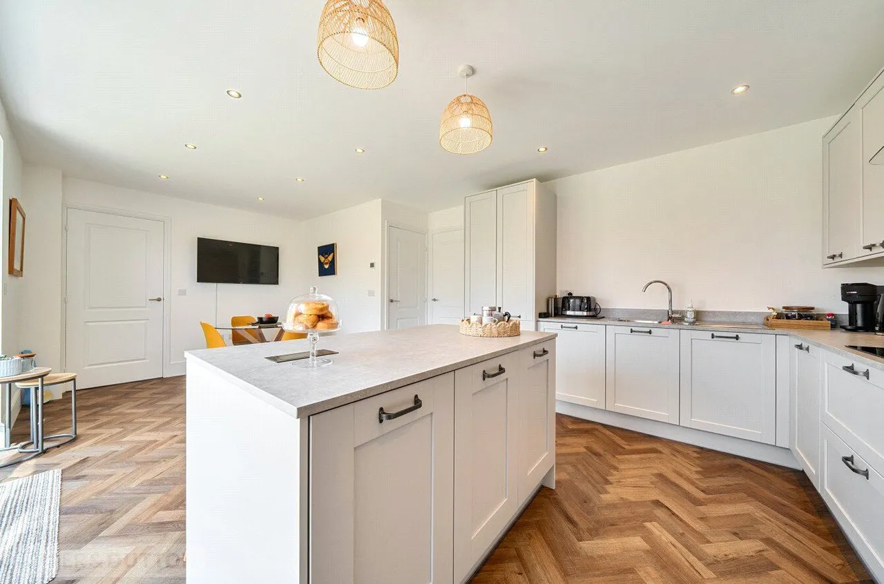 Bennett Way, Royton, OL2, photo 5