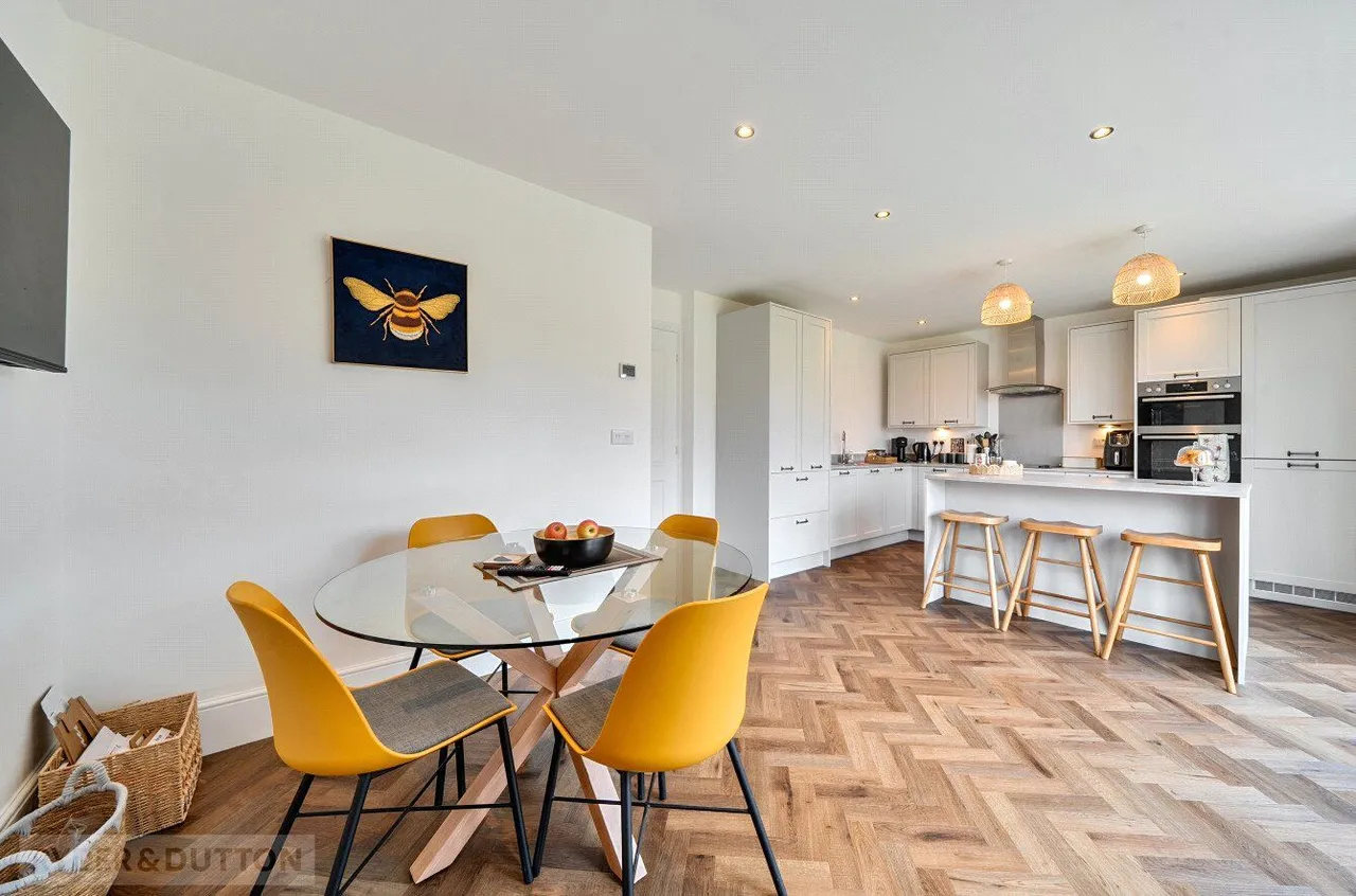 Bennett Way, Royton, OL2, photo 6