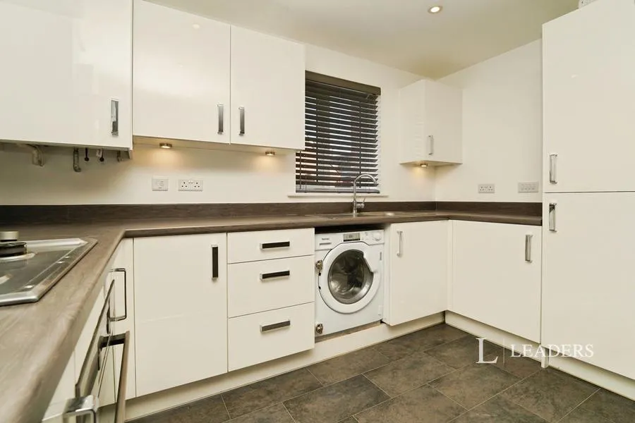Chestnut Road, Brockworth, GL3, photo 3