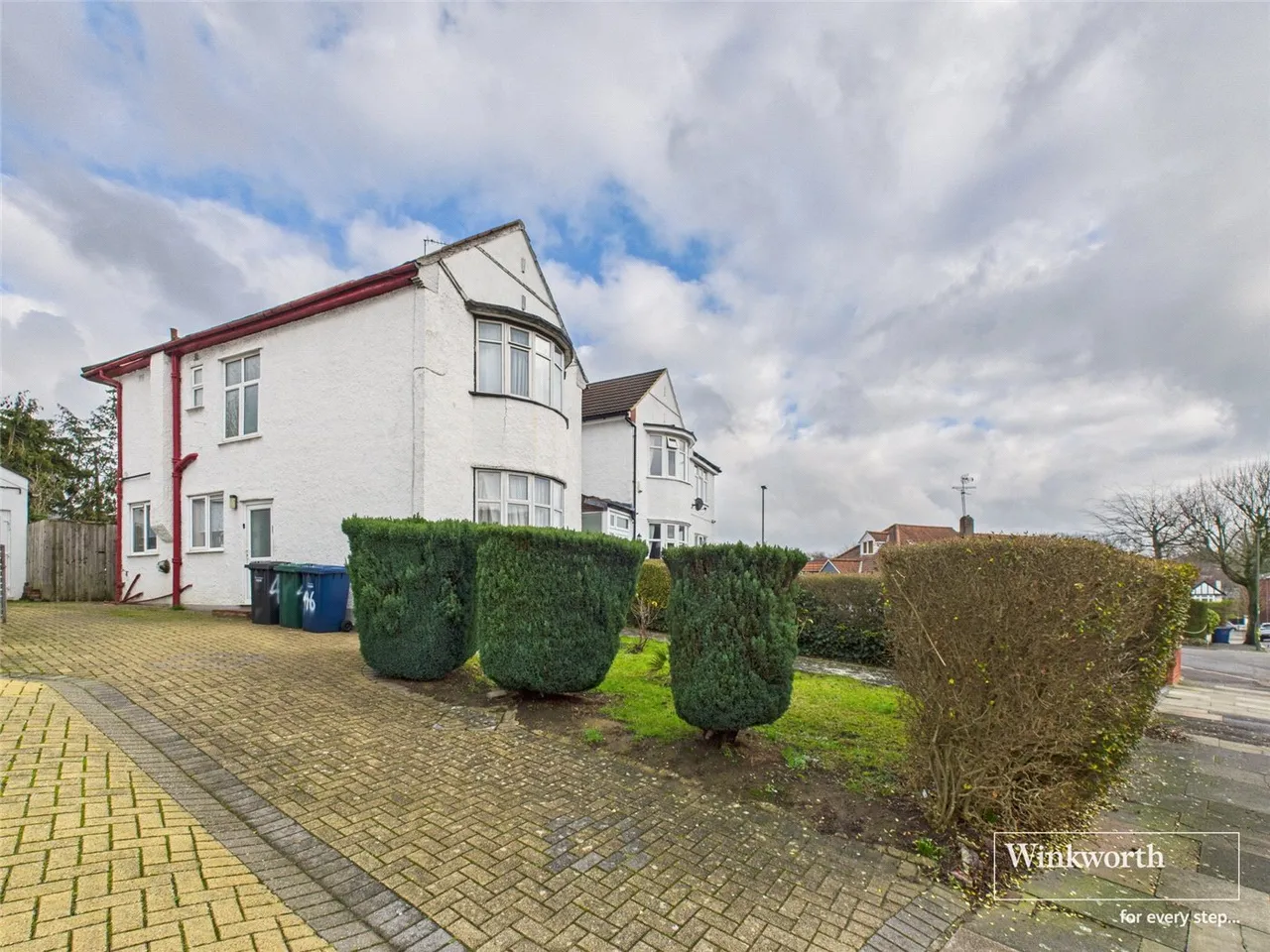3 bed house for sale, Holders Hill Avenue, Hendon, NW4