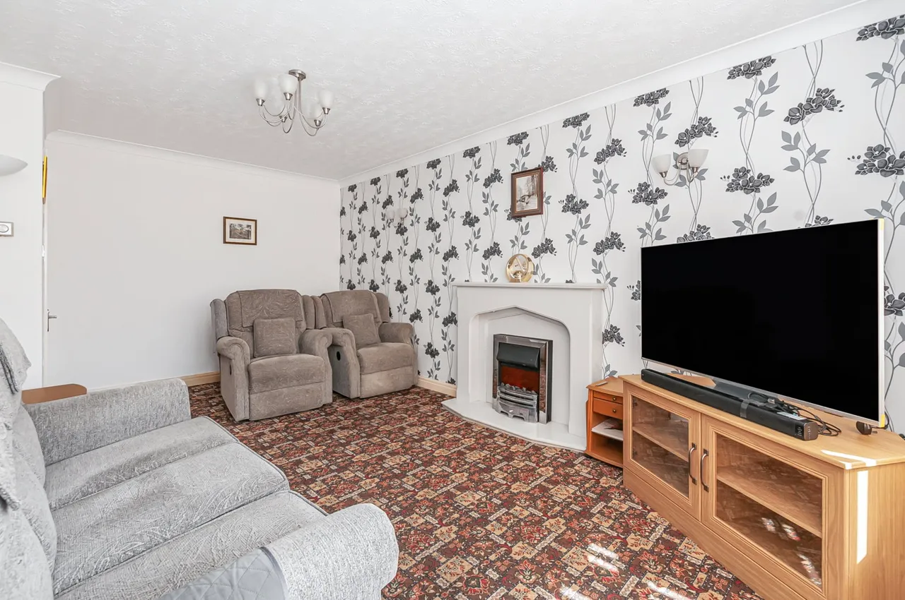 Laburnum Drive, Beverley, HU17, photo 5