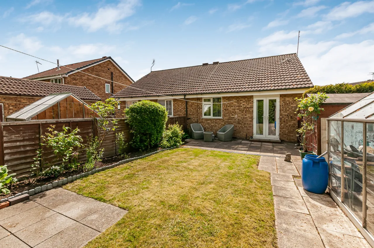 Laburnum Drive, Beverley, HU17, photo 10