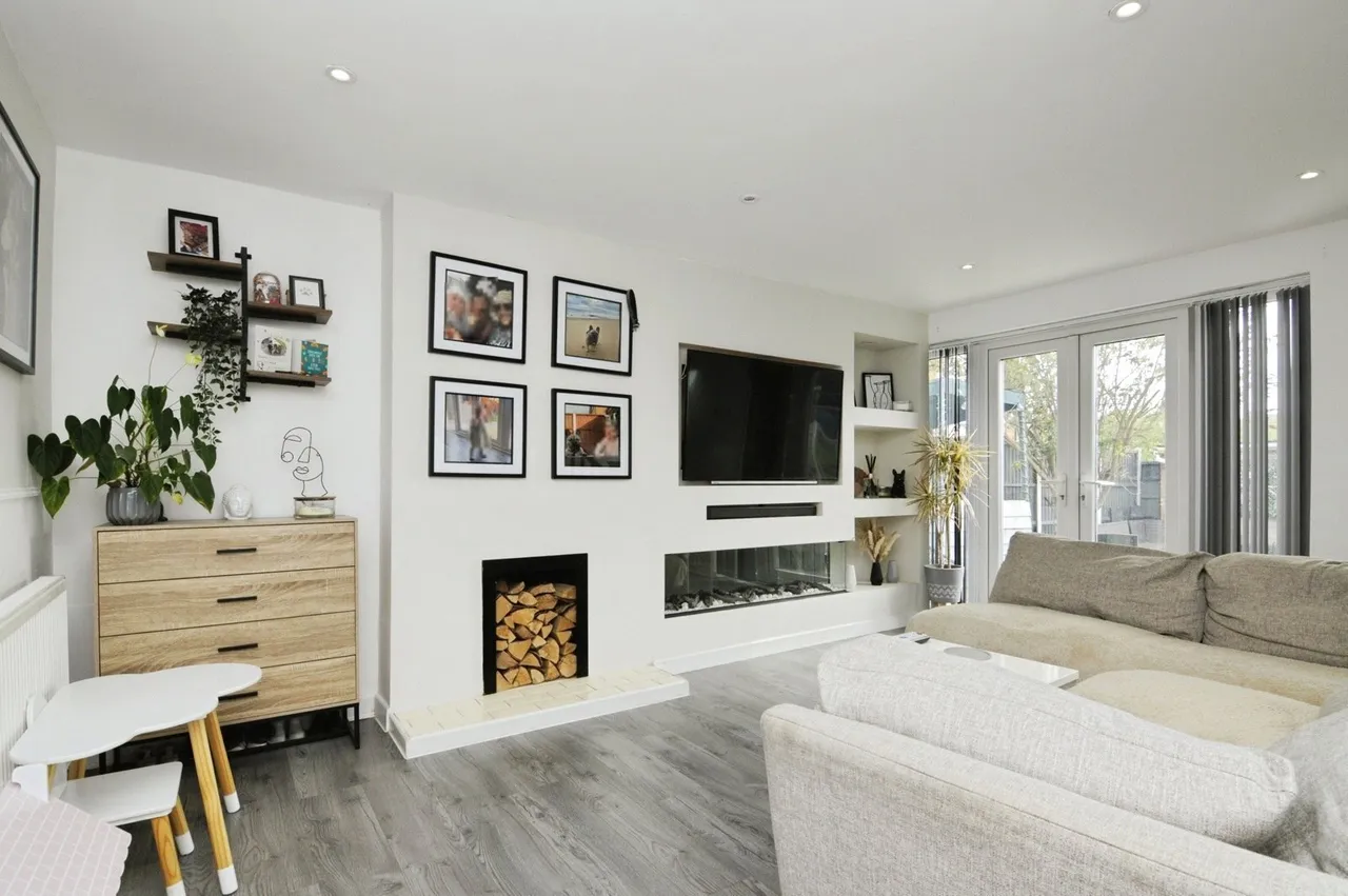 2 bed house for sale — Elm Rise, Witham, Essex, CM8