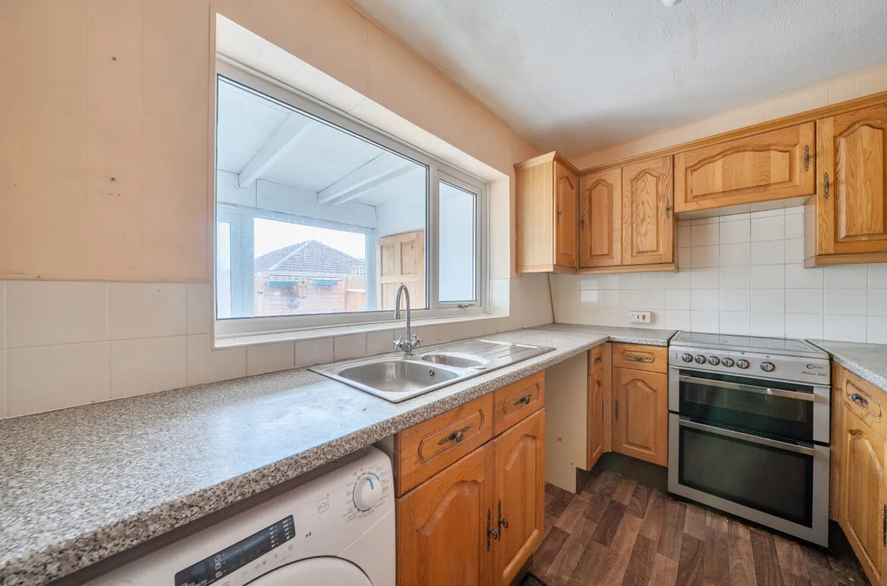 Holford Green, Selsey, PO20, photo 10