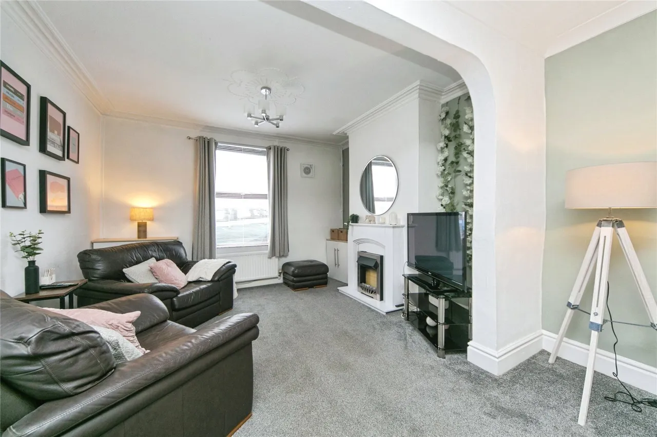 Victoria Street, Caernarfon, LL55, photo 3