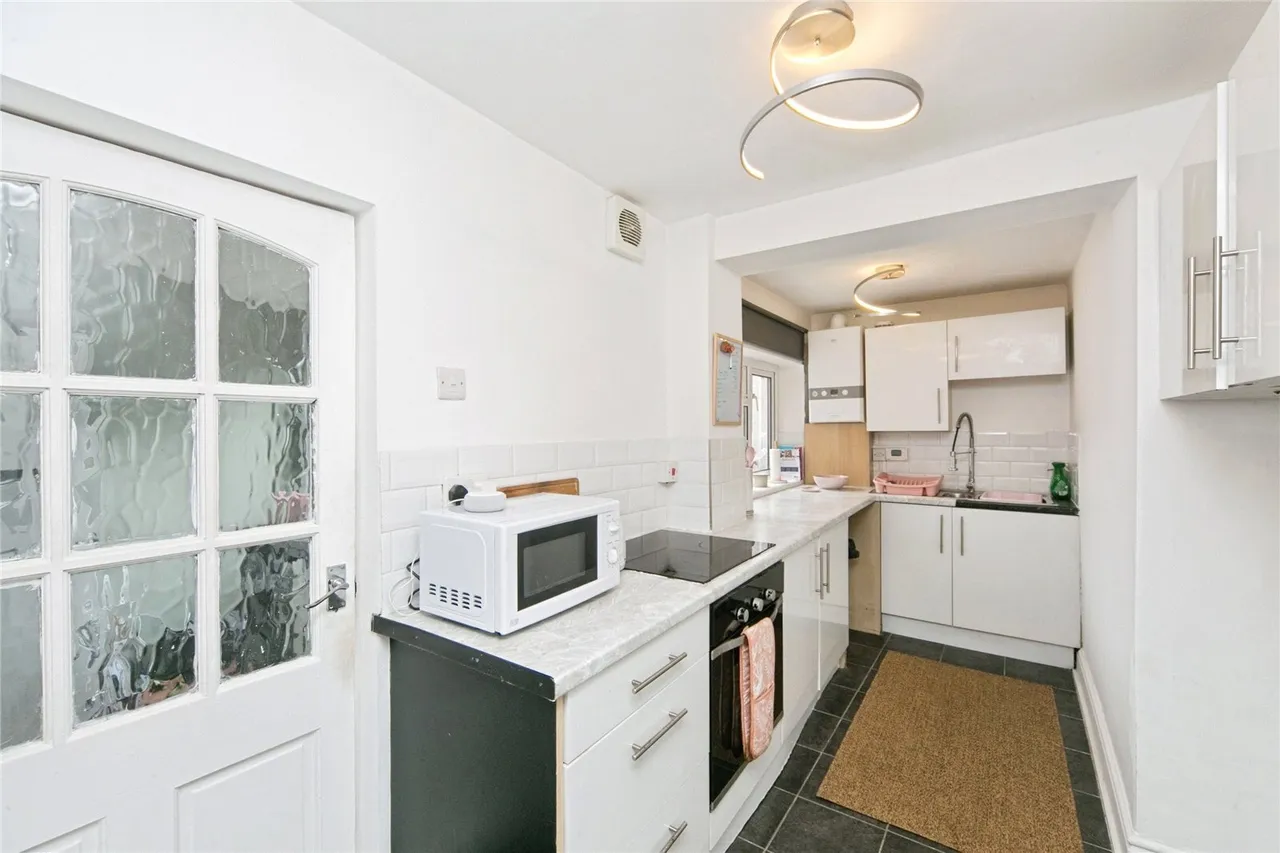 Victoria Street, Caernarfon, LL55, photo 6