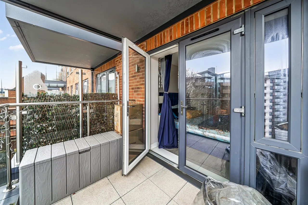 The Colonnade, Maidenhead, SL6, photo 9