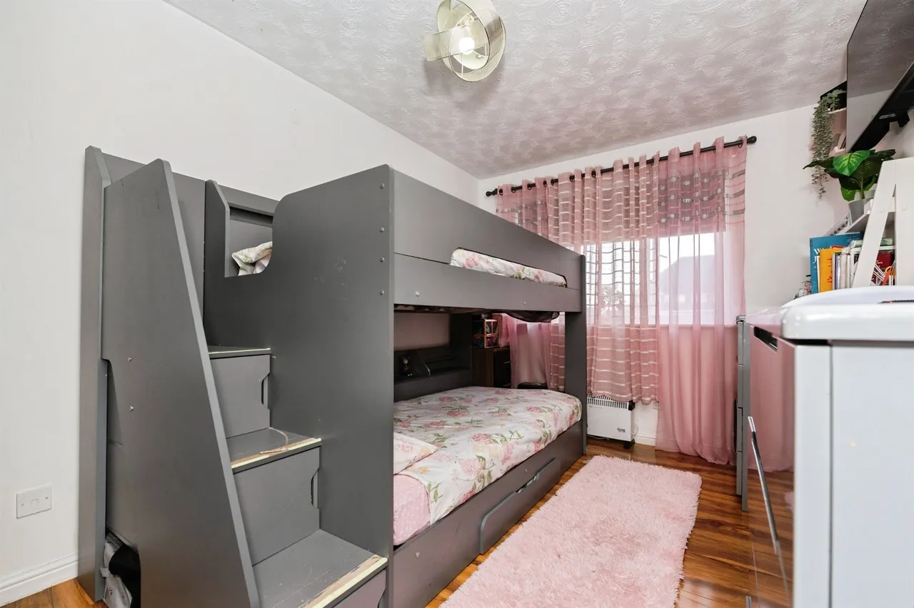 Josling Close, Grays, RM17, photo 10