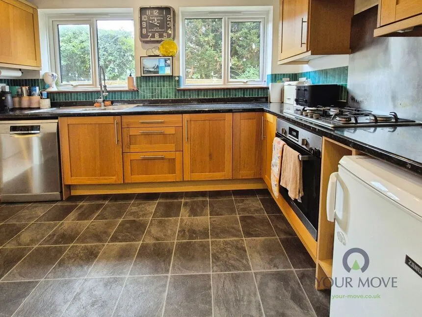 Manor Way, Polegate, BN26, photo 12