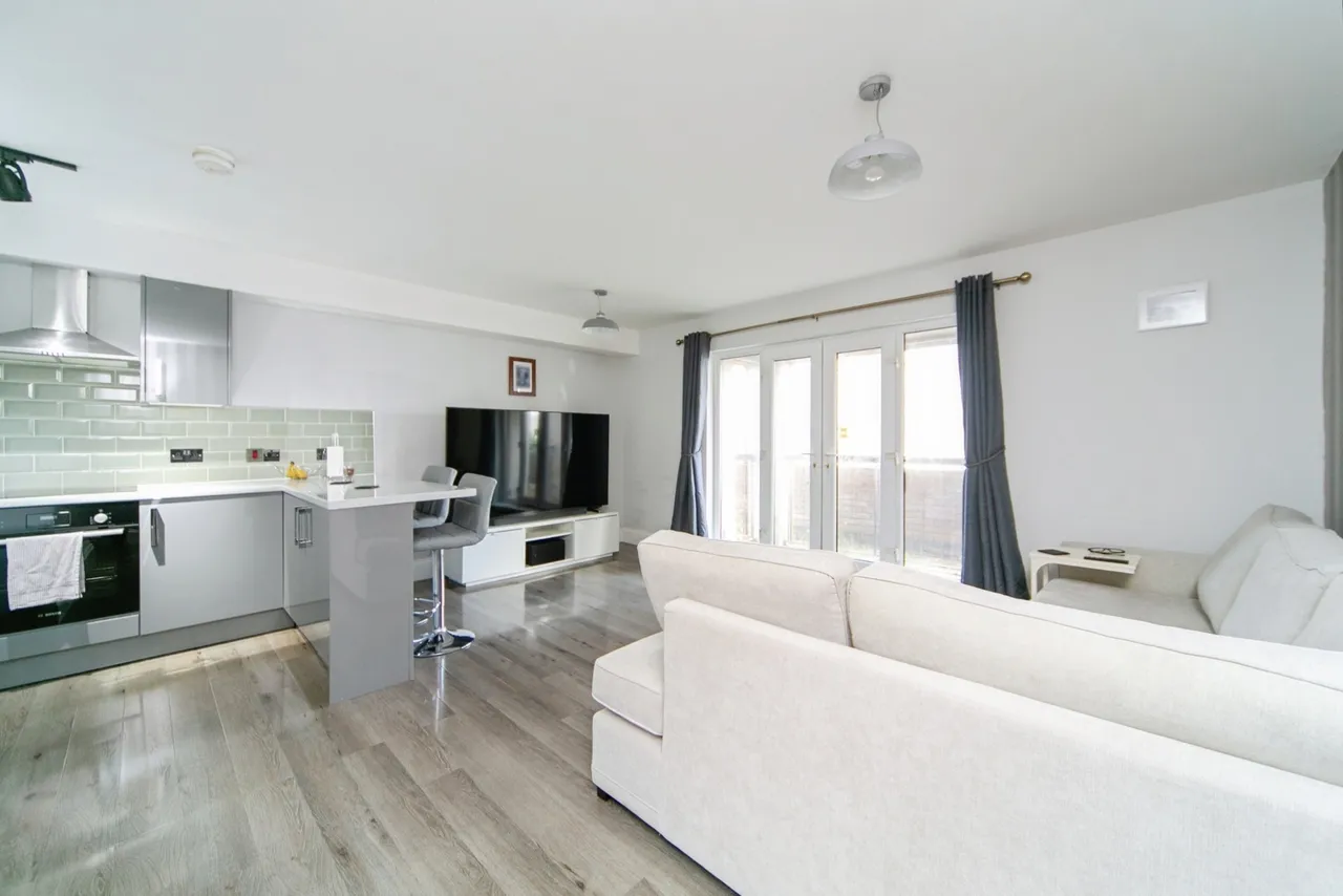 2 bed flat for sale, Gilmartin Grove, Liverpool, L6