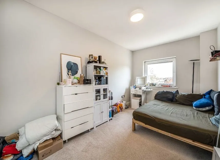 Ballards Lane, Finchley, N3, photo 5