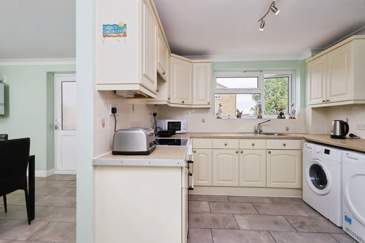 Greenwich Road, Hailsham, BN27, photo 8