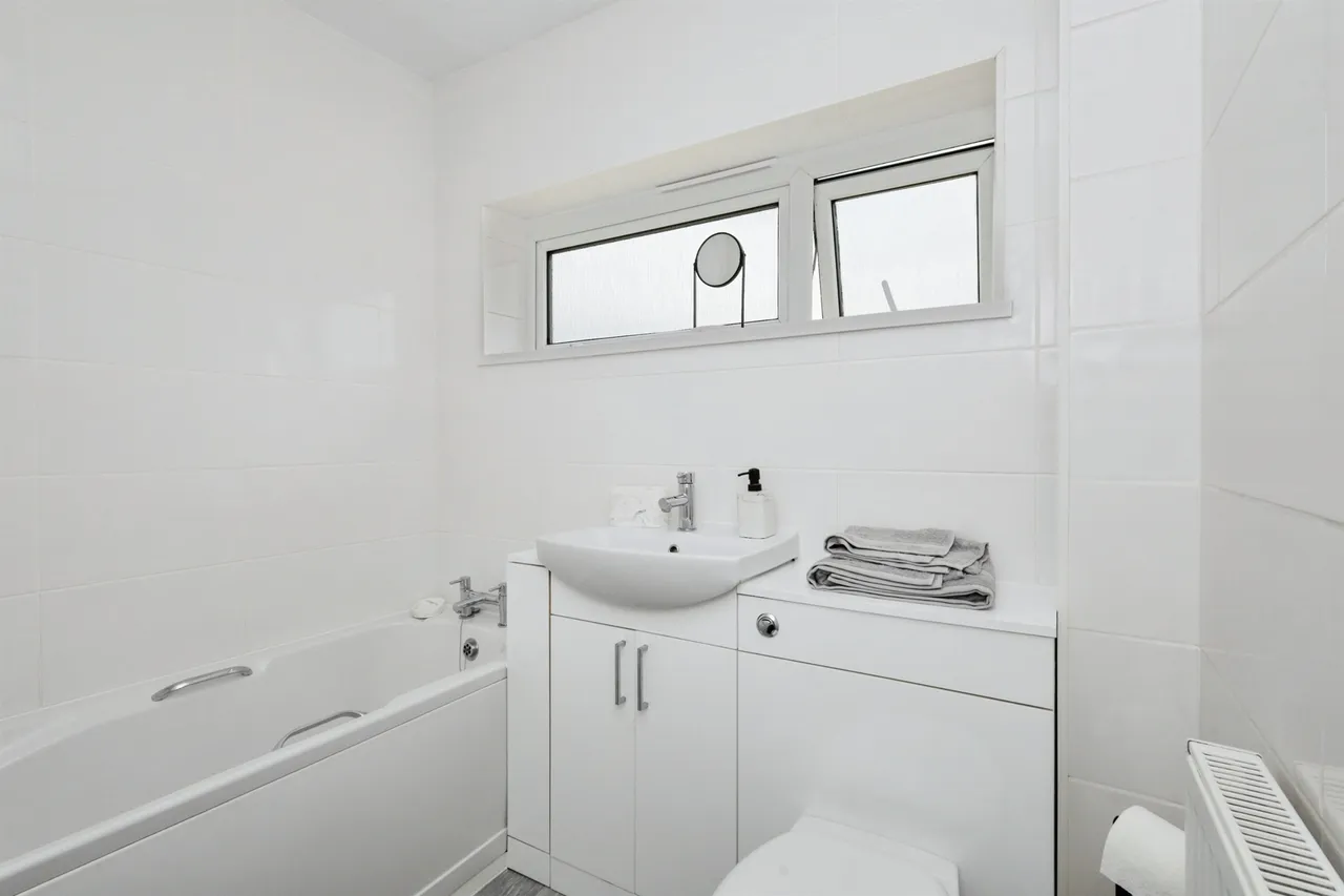 Greenwich Road, Hailsham, BN27, photo 13