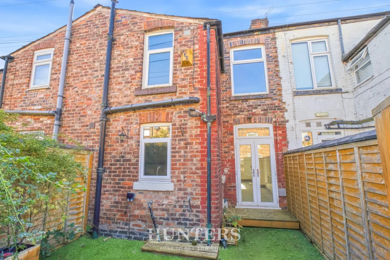 Manchester Old Road, Middleton, M24, photo 20