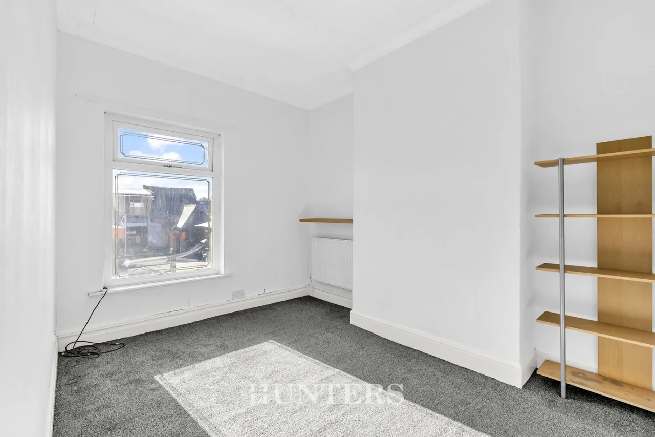 Manchester Old Road, Middleton, M24, photo 11