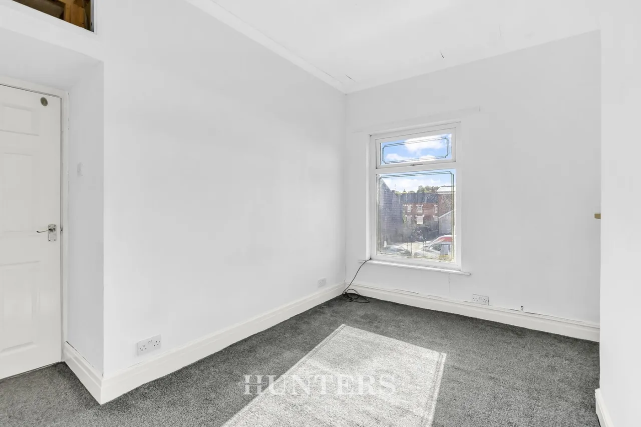 Manchester Old Road, Middleton, M24, photo 12