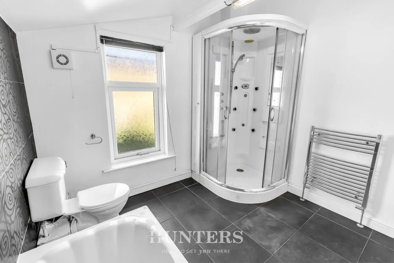 Manchester Old Road, Middleton, M24, photo 15