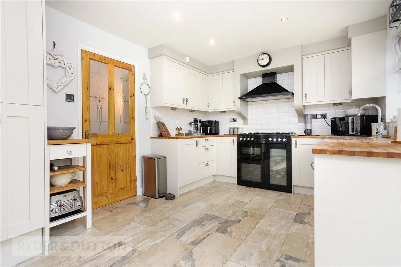 Andrew Street, Mossley, OL5, photo 6