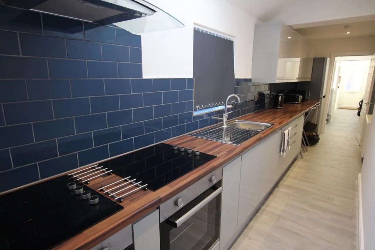 Commercial Road, Grantham, NG31, photo 5