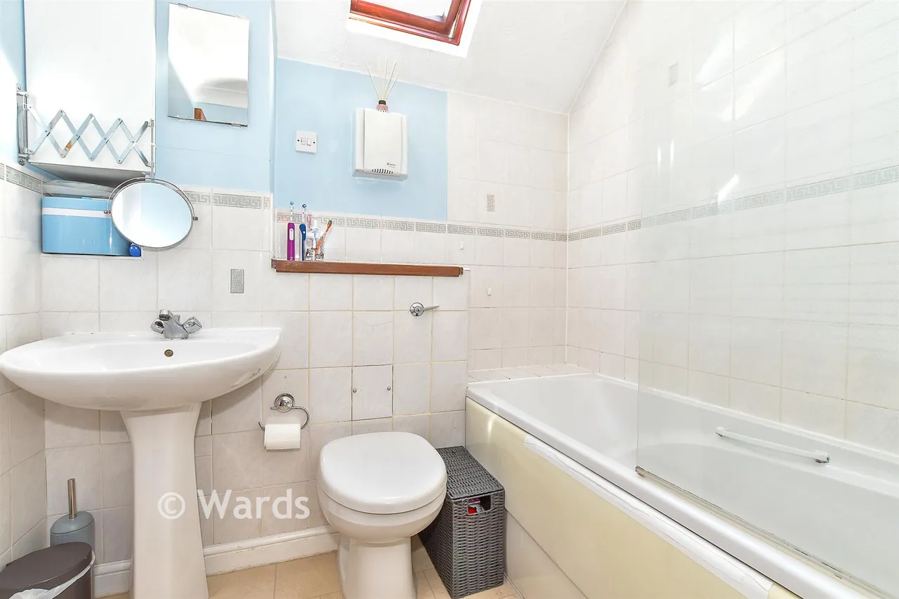 Douglas Road, Tonbridge, TN9, photo 8