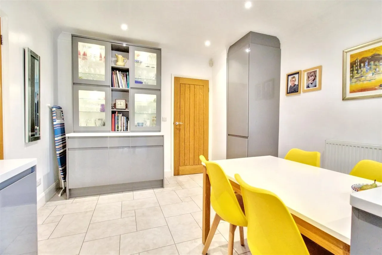 Alinora Crescent, Goring-By-Sea, Worthing, photo 23