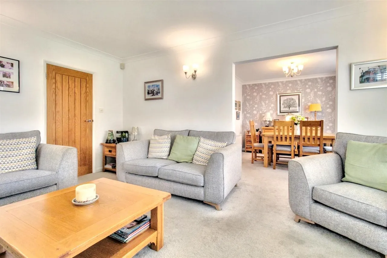 Alinora Crescent, Goring-By-Sea, Worthing, photo 5