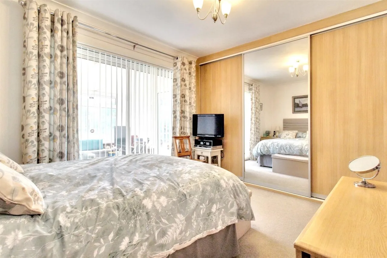 Alinora Crescent, Goring-By-Sea, Worthing, photo 11