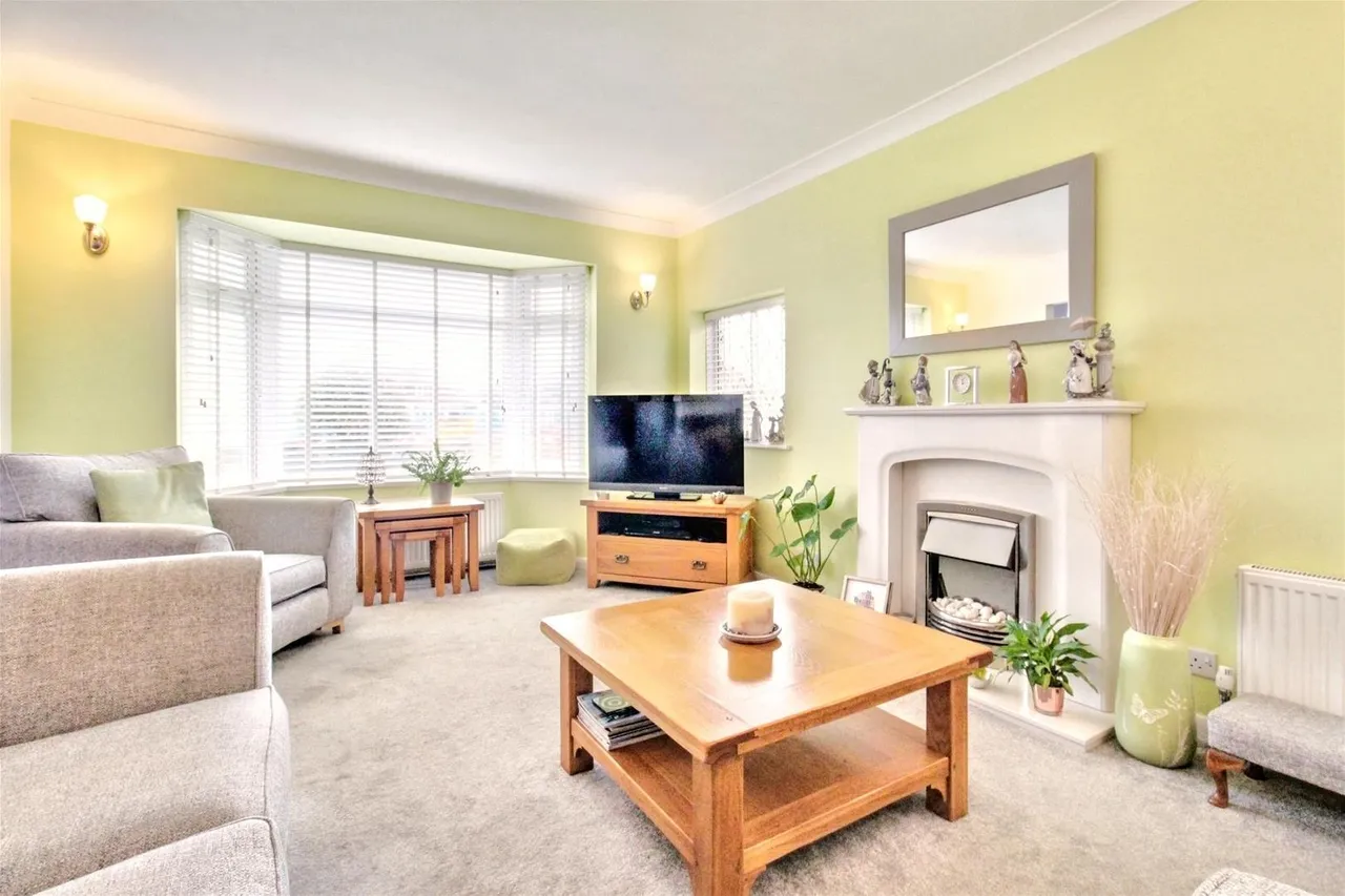 Alinora Crescent, Goring-By-Sea, Worthing, photo 7