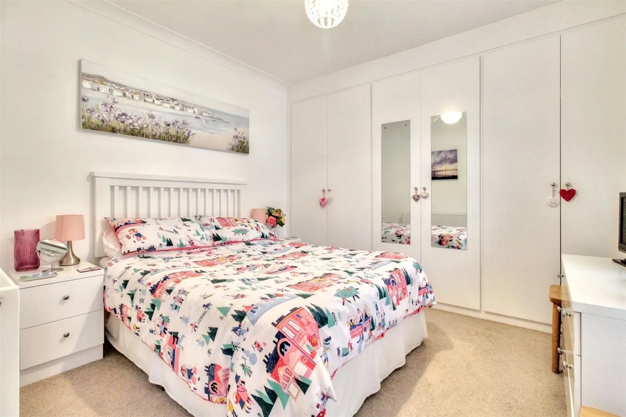Alinora Crescent, Goring-By-Sea, Worthing, photo 12