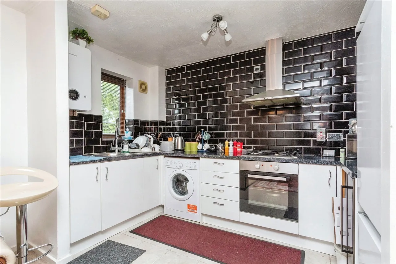 Devereux Place, Leadenhall, Milton Keynes, Buckinghamshire, MK6, photo 6