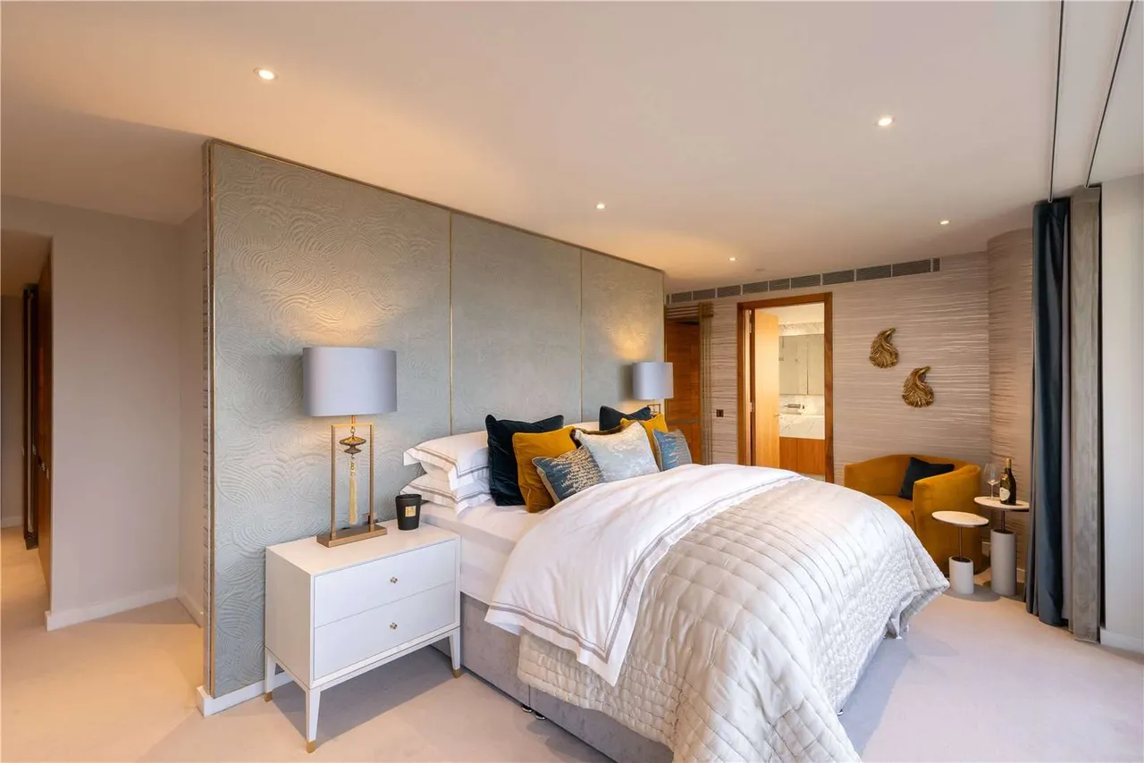 Chelsea Waterfront, Waterfront Drive, London, SW10 0BF, photo 7