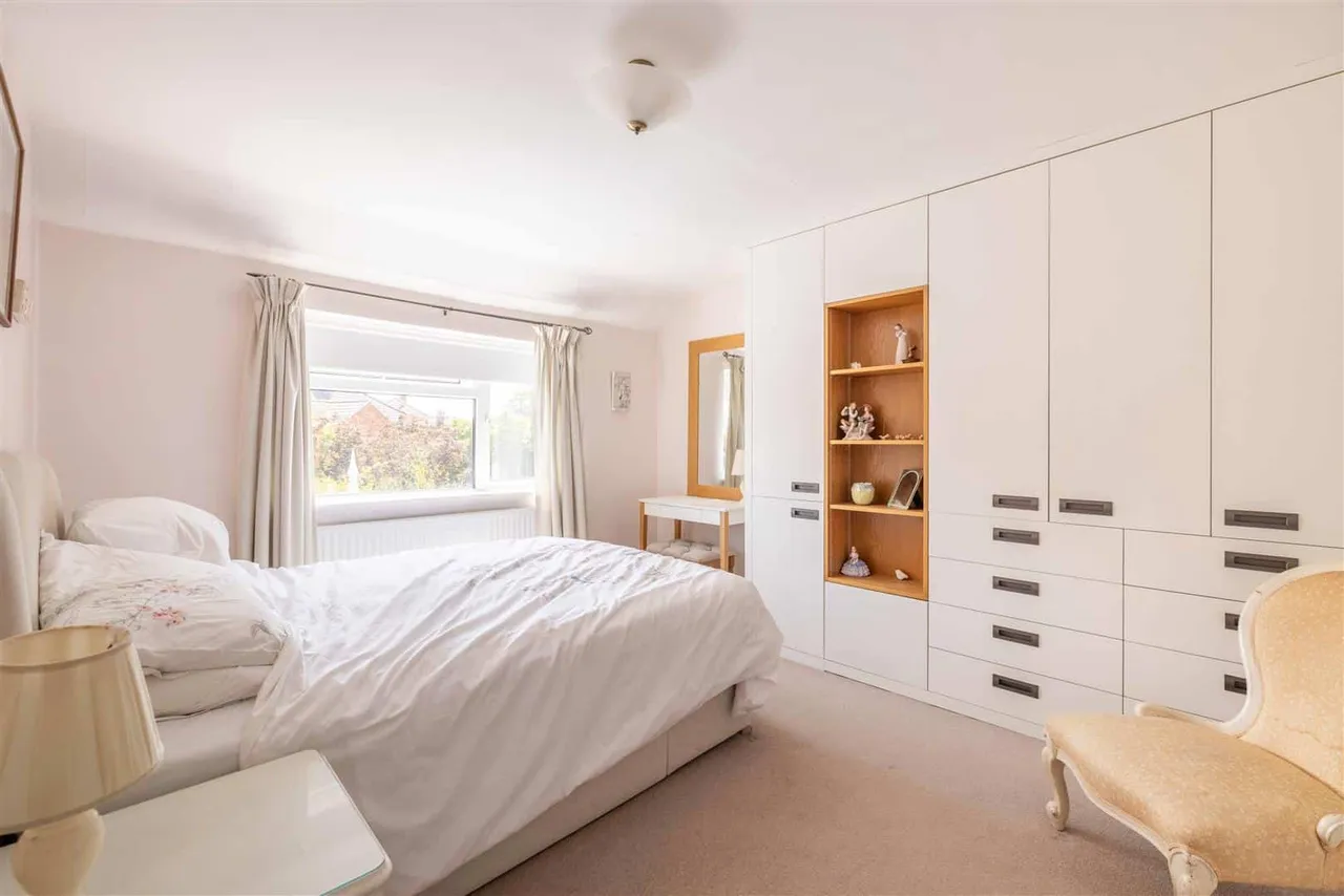 Meadow Way, Old Windsor, Windsor, SL4 2NX, photo 9