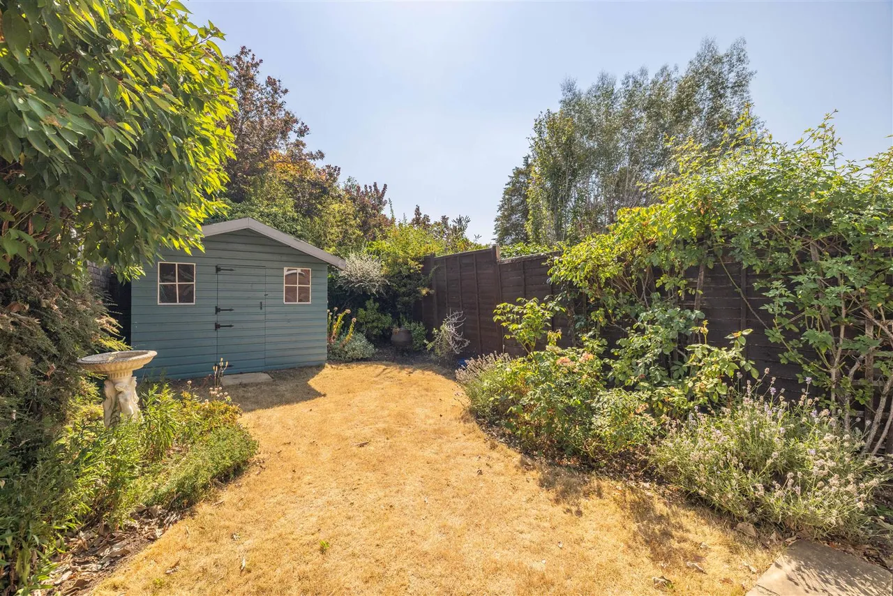Meadow Way, Old Windsor, Windsor, SL4 2NX, photo 12