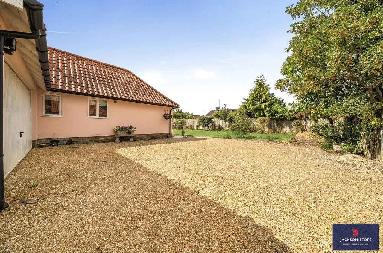 Priory Gardens, Isleham, CB7, photo 12