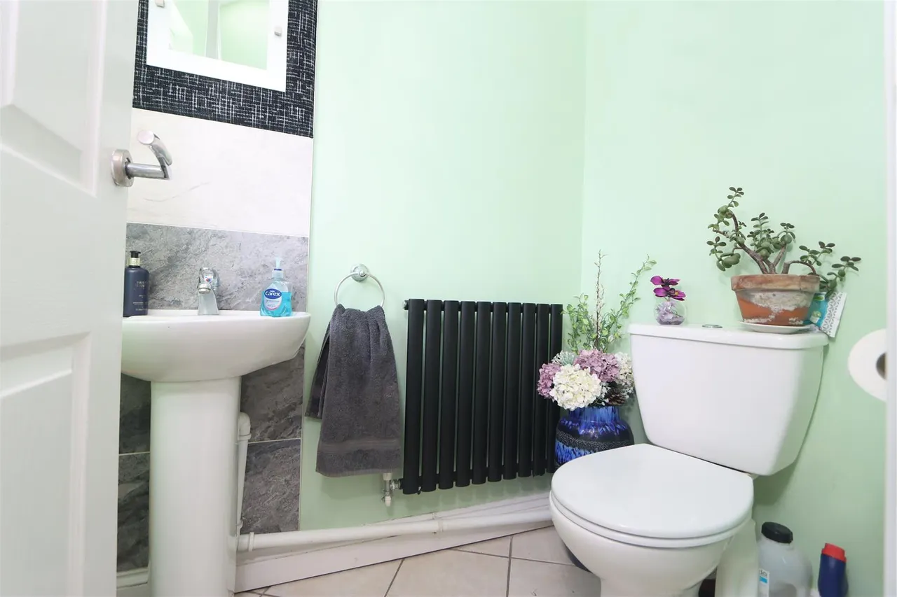 Ferndale Crescent, Kidderminster, photo 15