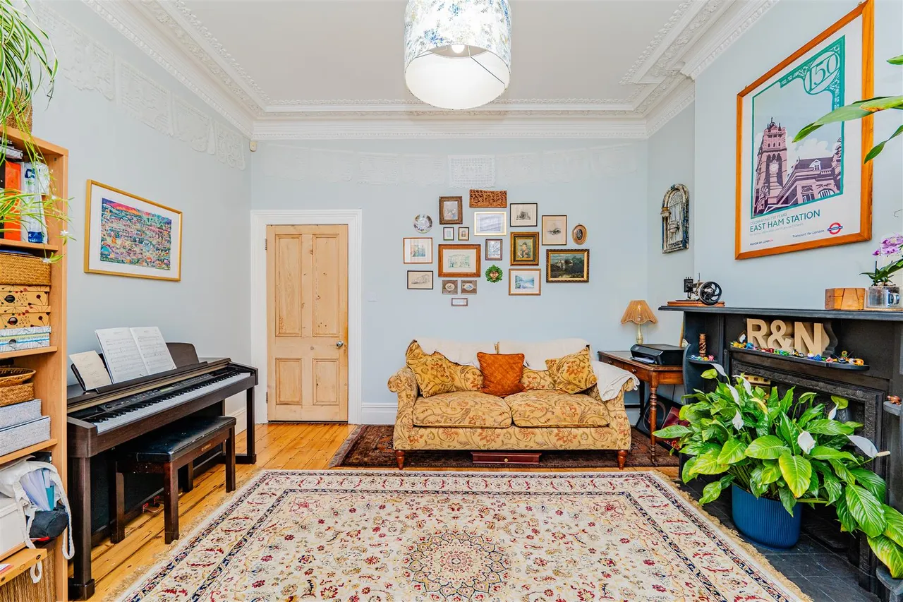 Redbrink Crescent, Barry, CF62, photo 11