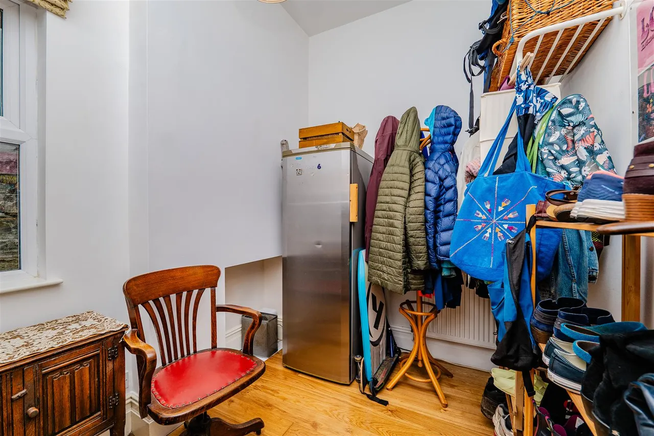Redbrink Crescent, Barry, CF62, photo 18