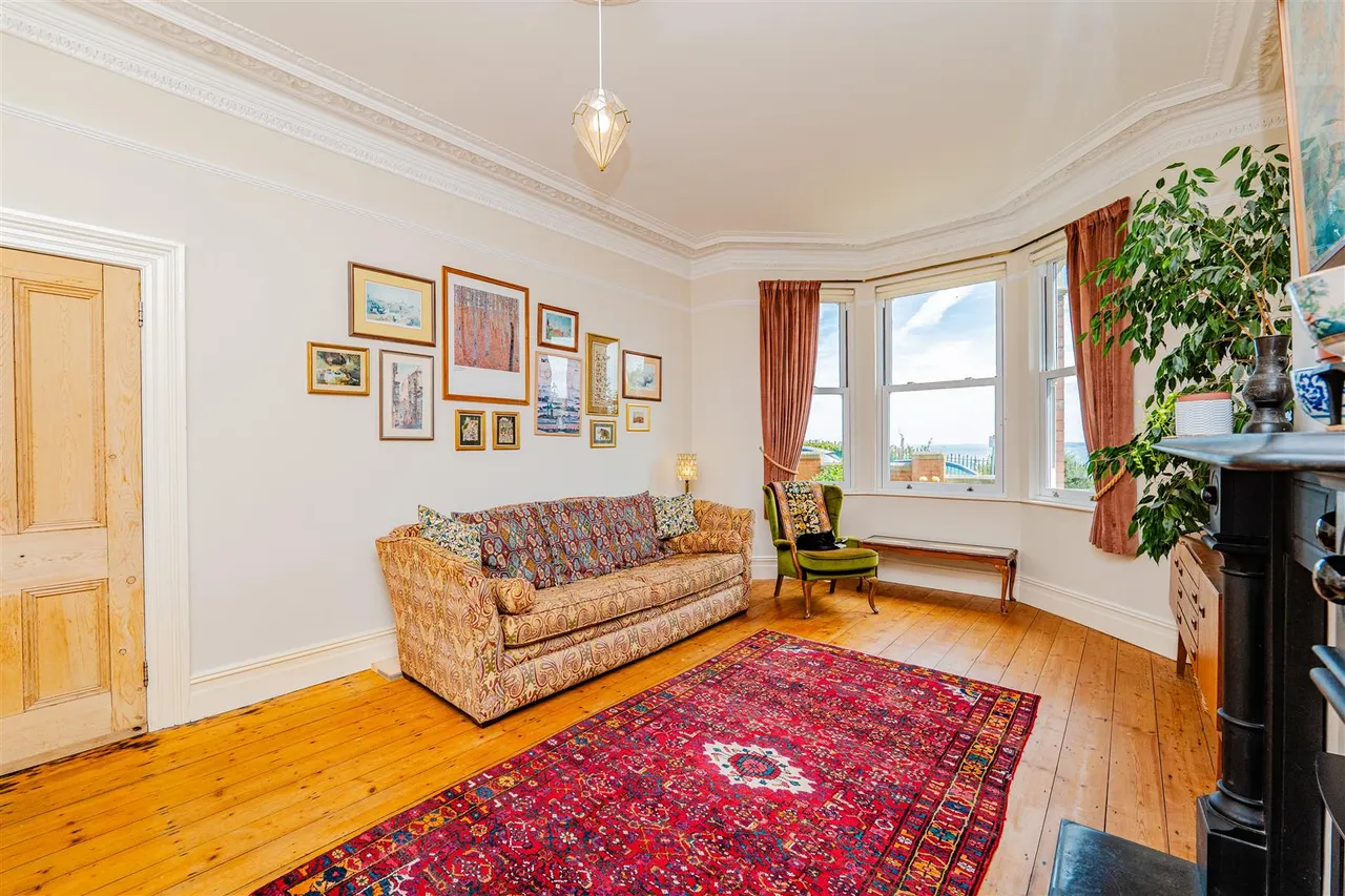 Redbrink Crescent, Barry, CF62, photo 5