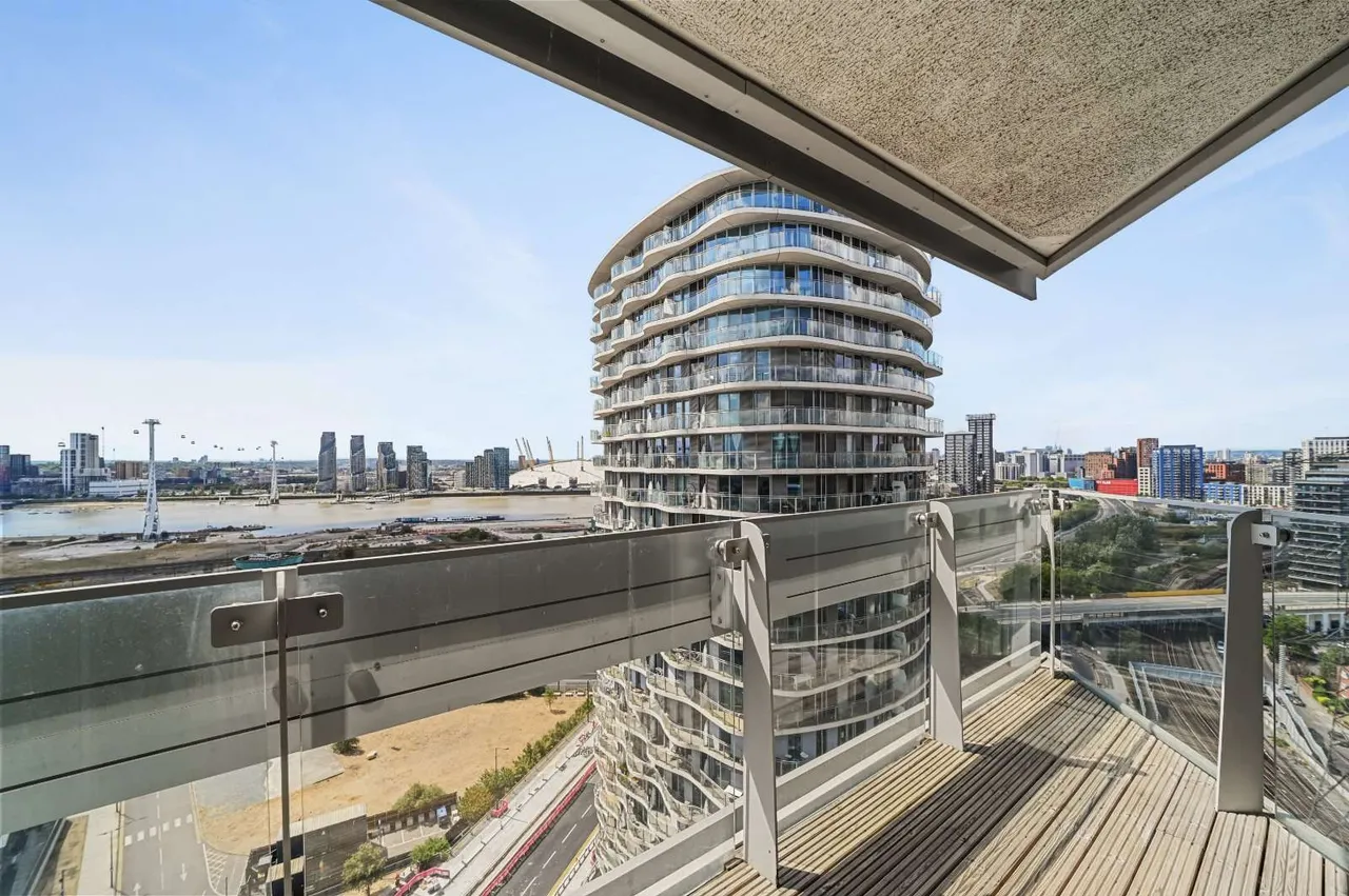 Western Gateway, Royal Docks, E16, photo 5