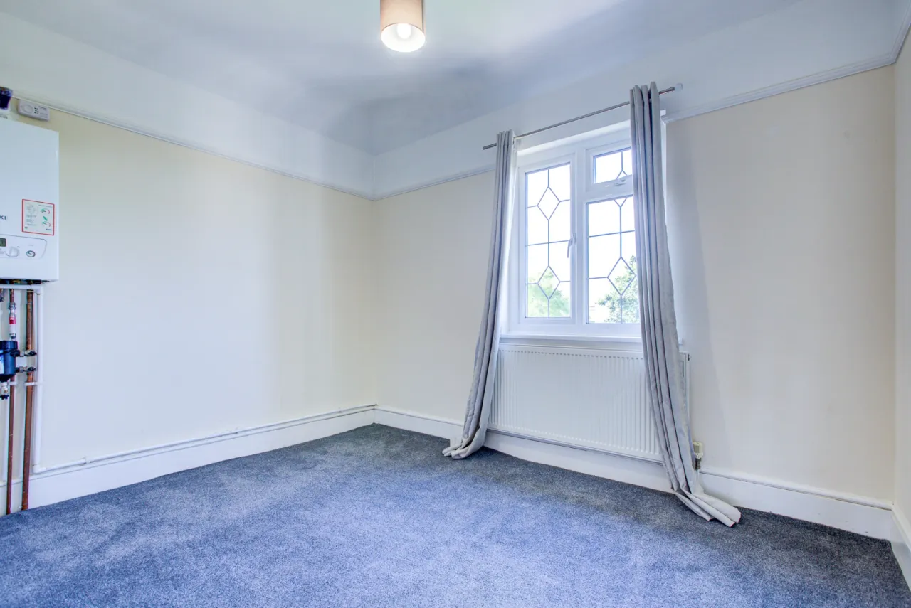 Highlands Boulevard, Leigh-on-sea, SS9, photo 12
