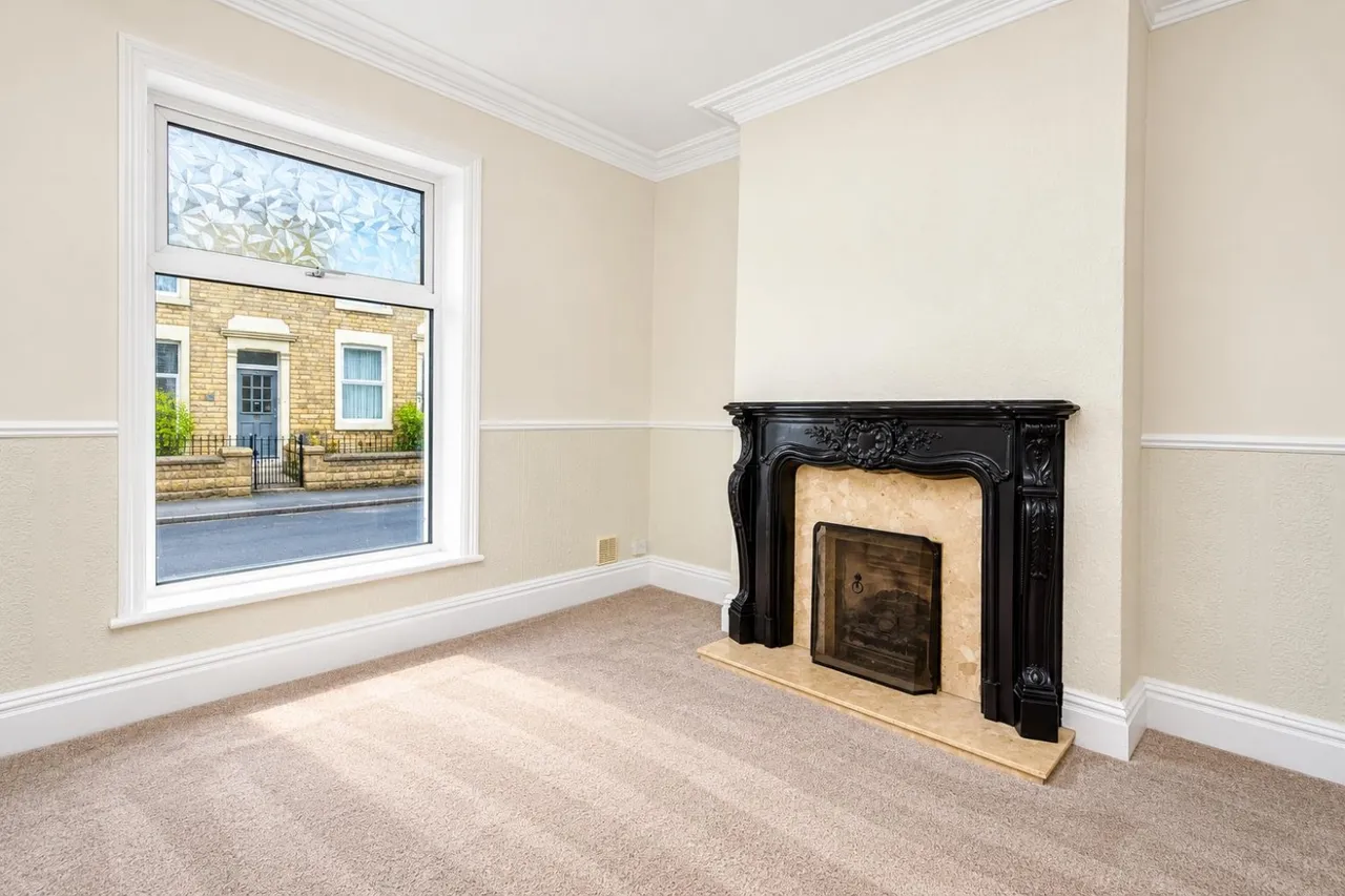 Lynwood Avenue, Darwen, BB3, photo 3