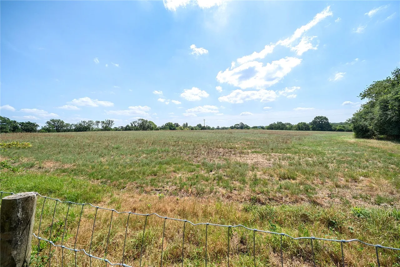Arrow Lane, Hartley Wintney, Hampshire, RG27 8LR, photo 17