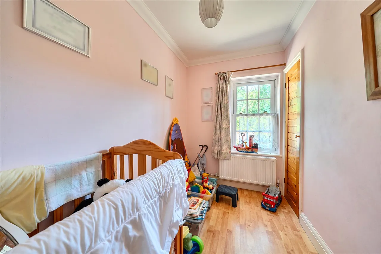Arrow Lane, Hartley Wintney, Hampshire, RG27 8LR, photo 13