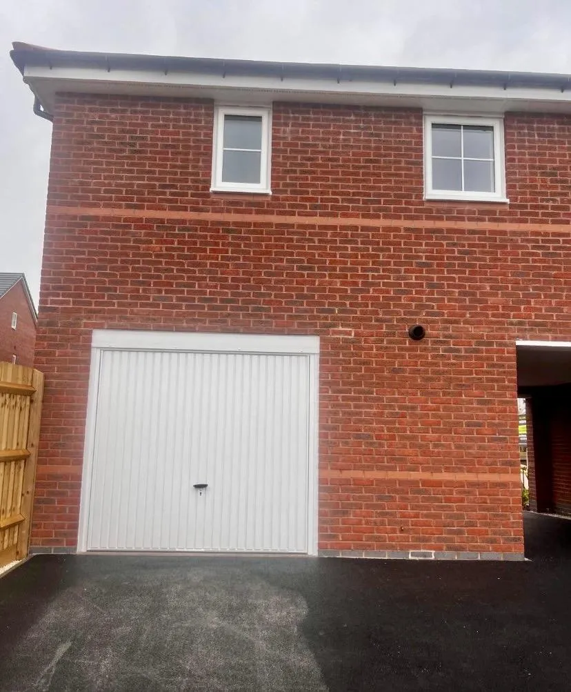 Edinburgh Road, Nuneaton, CV10, photo 2