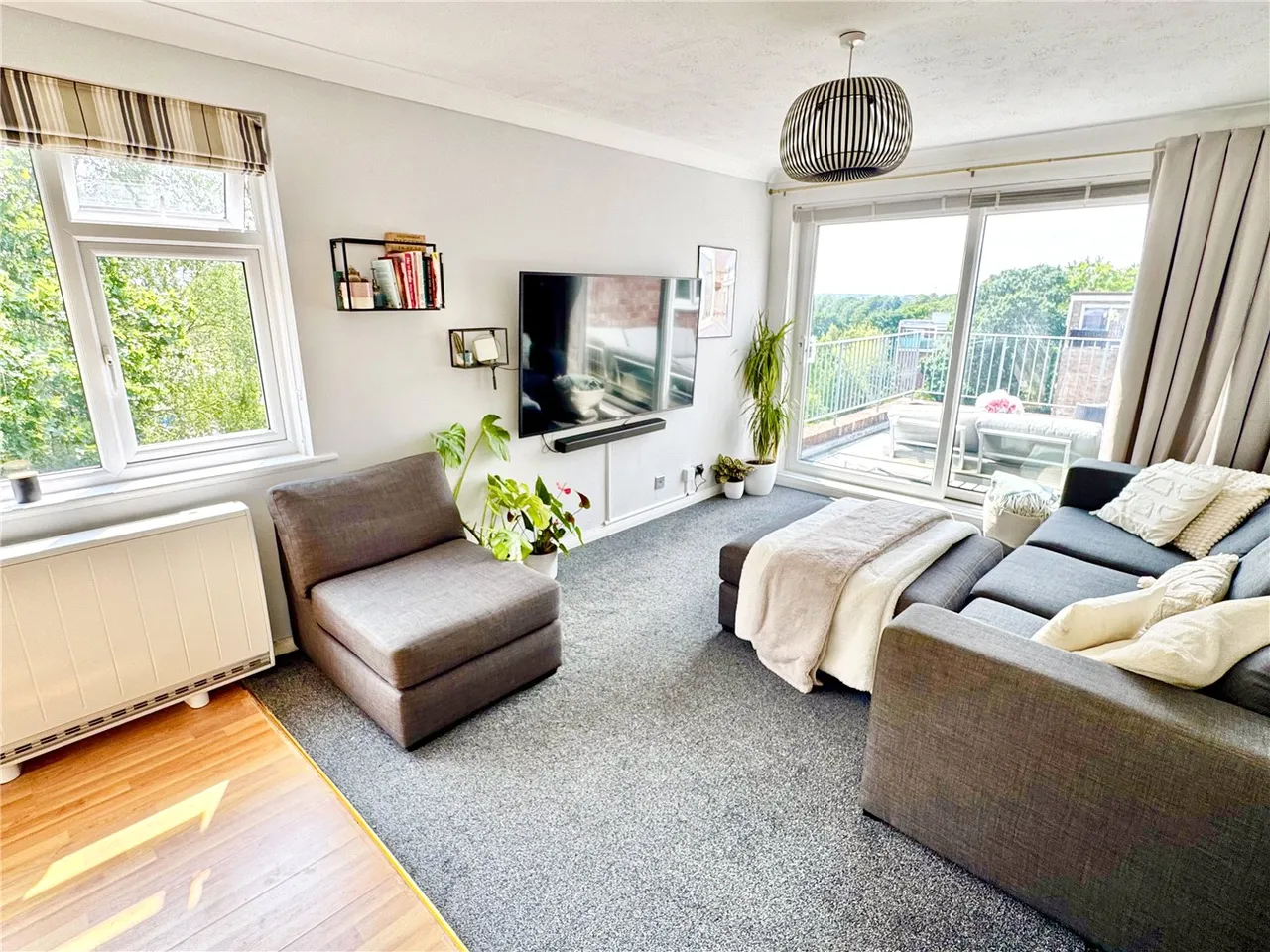 2 bed flat for sale — Steepdene, Lower Parkstone, Poole, Dorset, BH14